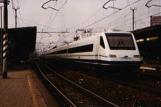 ETR470 a Rho il 29.09.1996 - 157Kb